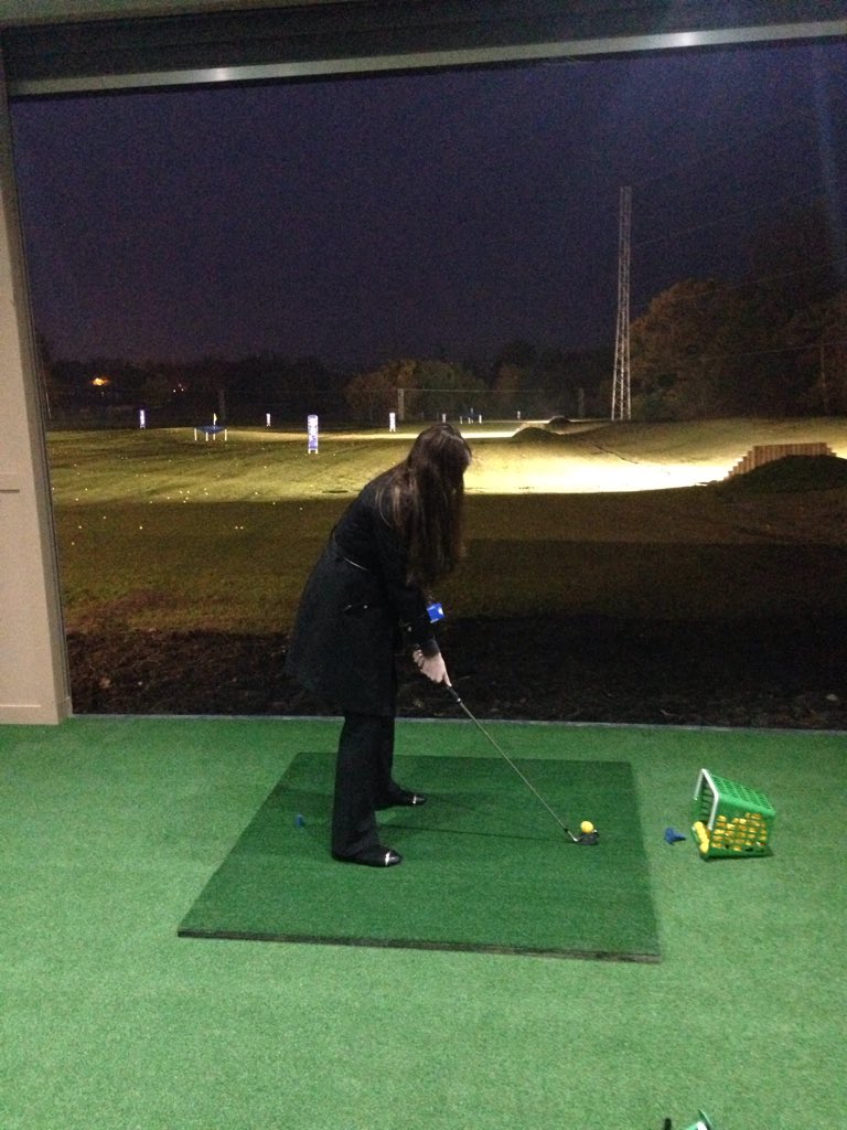 Golf lessons for everyone -  <a href="/PrairieSport/">PrairieSportsVillage</a> <a href="/BurnleyLeisure/">Burnley Leisure & Culture</a> @_majorgolf_ <a href="/major_ellie/">Ellie</a>