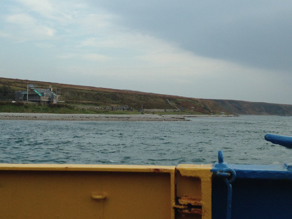 AstroOutreach's tweet photo. On our way across the channel to Islay #IYL2015 https://t.co/Fl5b0lBnbD