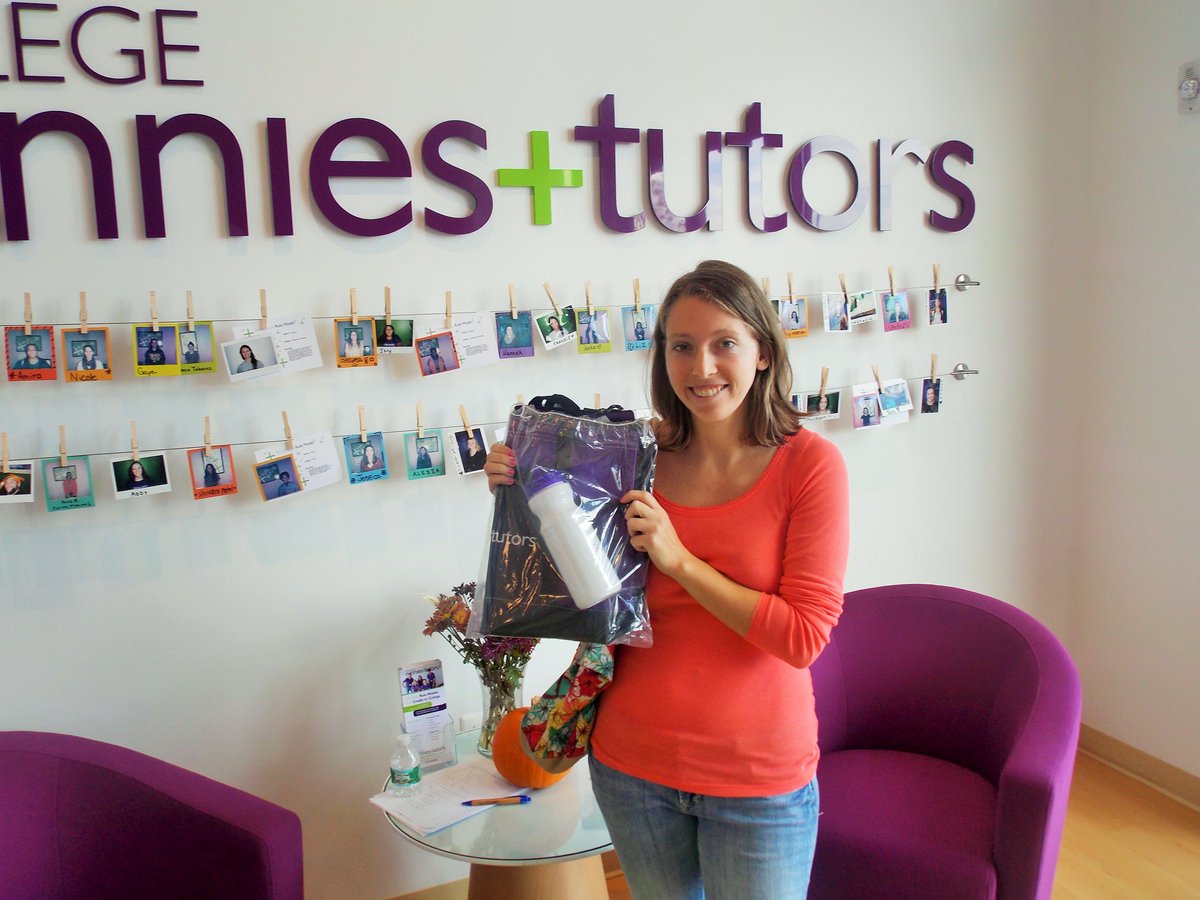 cntloudoun's tweet photo. Sasha our #rolemodelofthemonth stopped by getting her goodies! #nannylife #rolemodels #swag #loudoun https://t.co/p21HsCkcTR