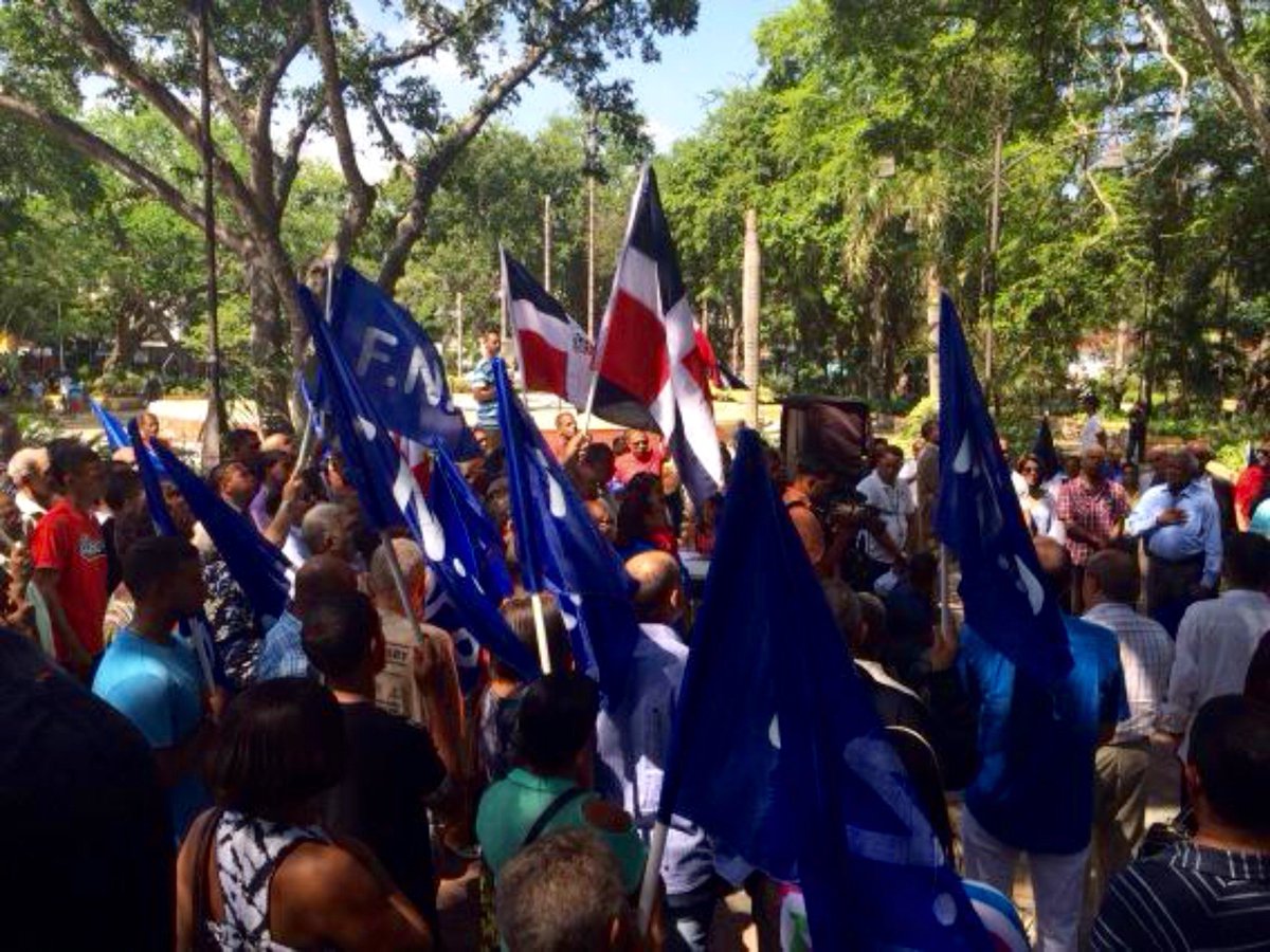 eltiempodom's tweet photo. FNP ve grave denuncia Arzobispo de Santiago -  https://t.co/kGSQXLDYMv https://t.co/ncgKqlBUQg