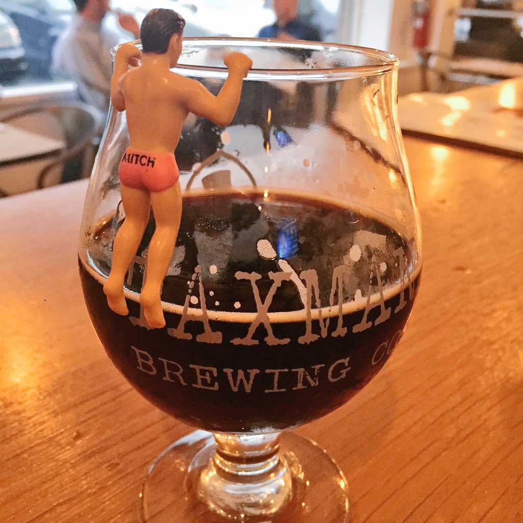 taxmanbrewing's tweet photo. Have no fear, @TaxmanMitch is here! That Hell is tasty. @Pizzology @ScarletLaneBrew #HeavenandHell #collablove https://t.co/9PGTlh9X9X