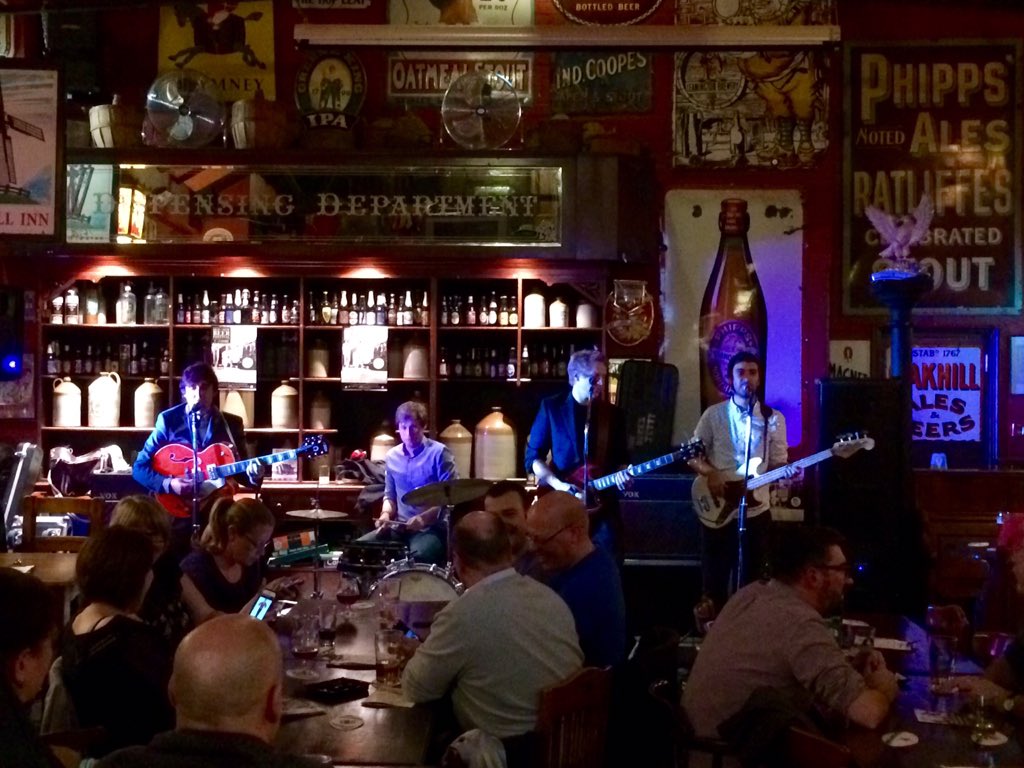 themerchantsinn's tweet photo. Always a great night of #livemusic when the @thedukesjetty boys are here!! Join us next Tuesday for #RobinAuld https://t.co/2TBkpXNEDK