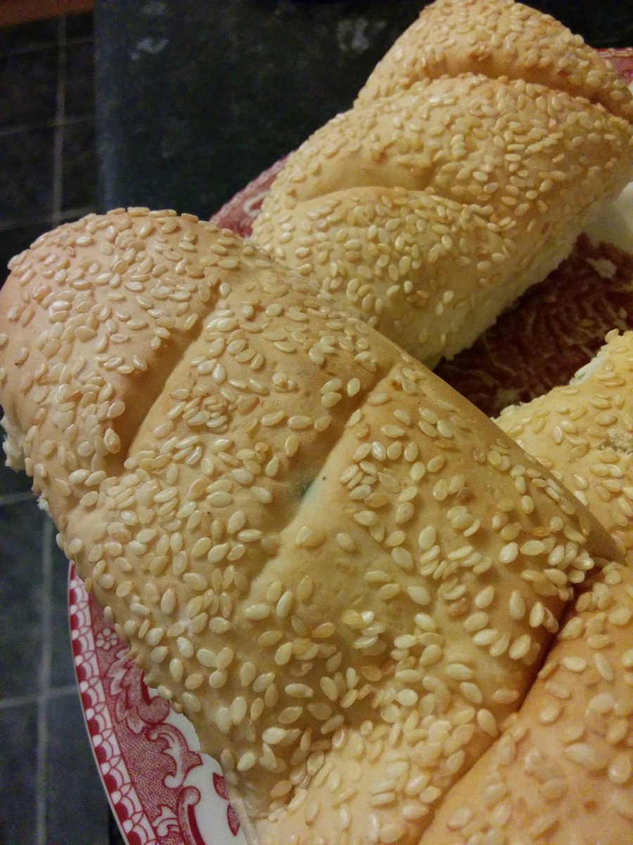 TheMythicalPie's tweet photo. @AldiUK guys! If I buy sub rolls for my student-esque dinner I like them to not be mouldy as soon as I'm home :c https://t.co/rn1ajzTxkT