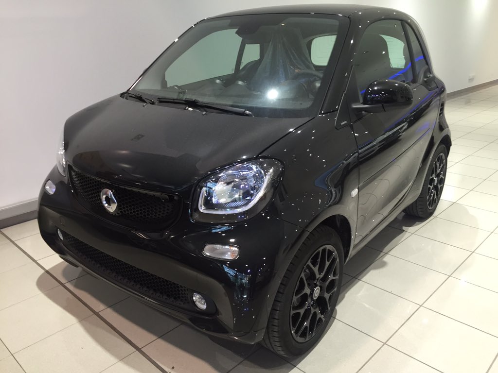 SMARTVALLES's tweet photo. Smart fortwo 90cv  disponibles.
Llévate el tuyo , ya!!!! https://t.co/vNIeA81JEL
