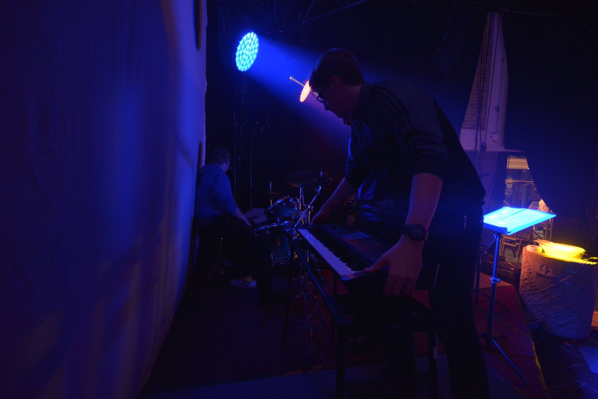 MusiktheaterChr's tweet photo. Die Band baut auf #dmdpt https://t.co/8SBkAh76CV