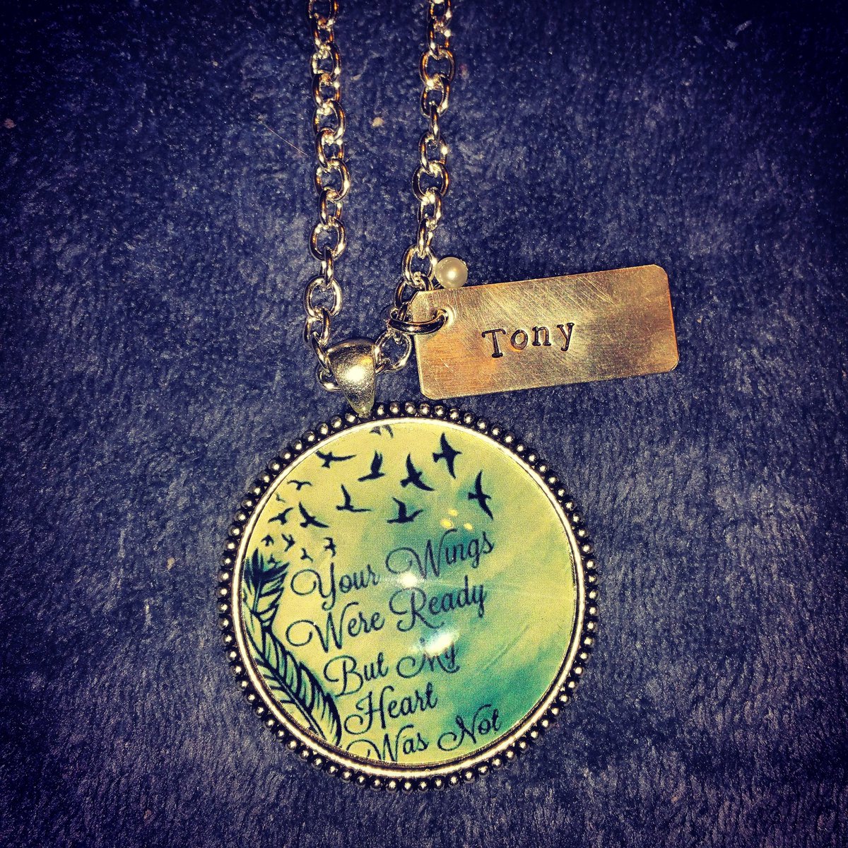 LaurenBrown311's tweet photo. In love with my new necklace โค #RIPTTT #I'llloveyouforever https://t.co/Z4rBSUWHxV