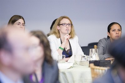 IDB_Lab's tweet photo. Rompiendo las barreras a puestos directivos para mujeres: el compromiso de #Chile #Foromic https://t.co/UjV8QO7qmD https://t.co/ZbmSBNSTvg