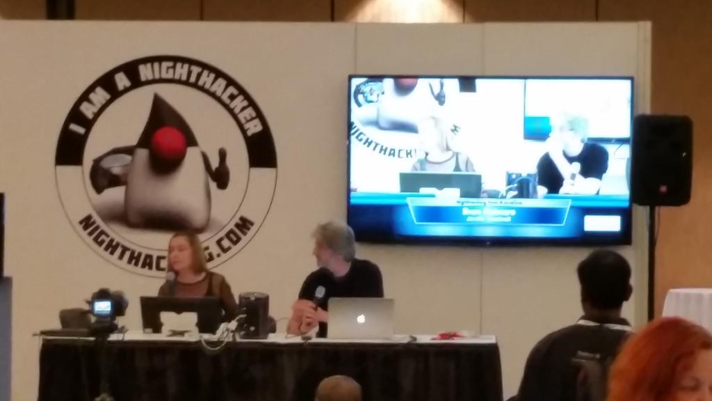 Martin_NB's tweet image. @heathervc interviewing @SvenNB on @nighthackingtv in #JavaHub at #JavaOne