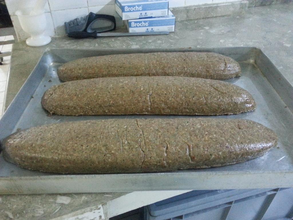 emrabasoglu's tweet photo. Rosto kofteler hazir yarin firina gircek https://t.co/xXNHIwIGUJ