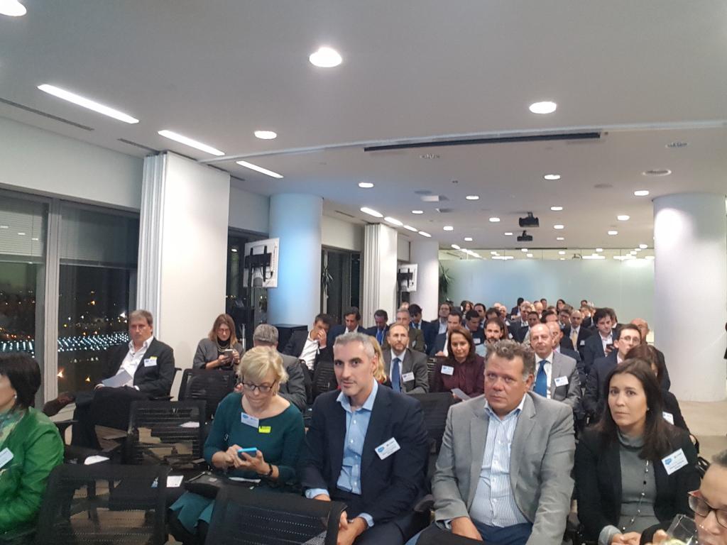 jpiedrahita's tweet image. Hoy eventos de 9 a 9. De #puremobile2015 a #dreamforce 15 Madrid, ahora con @dreamforce y @cionet. Luego videos.