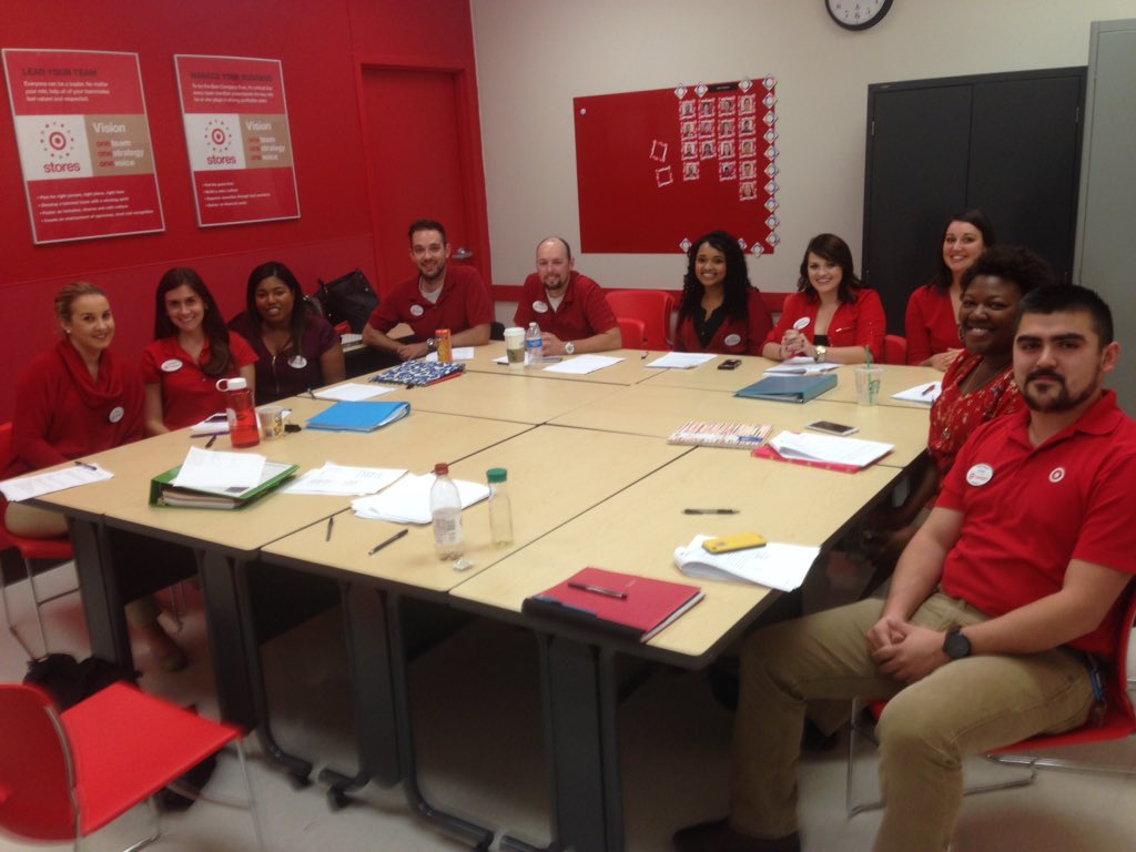 CrowtherAP's tweet photo. Great Safe &amp; Secure Class today at T2438 with 10 new EIT's from D322/327/341! @djagatx @DerinBriggs @rmunny0128 https://t.co/QRj0jvs6i9