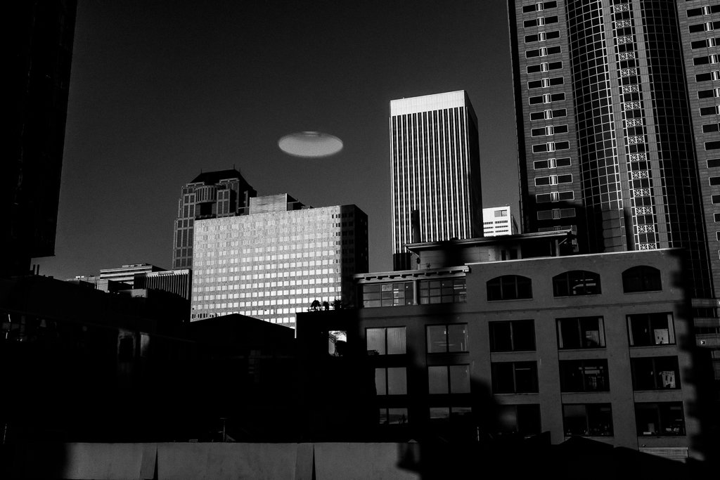 EyeandtheStreet's tweet photo. UFO Seattle Washington 2015
#Seattle #fujifilm #FujifilmX_US #x100s #monochrome #theeyeandthestreet #UFO #streettogs https://t.co/UZ5TYKNyVj