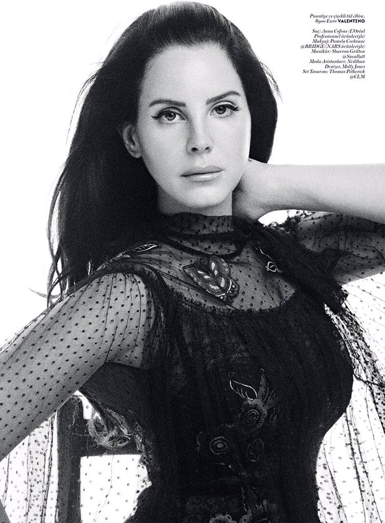DelReyLatest's tweet photo. Lana Del Rey photographed by Liz Collins for Vogue Turkey - November Issue https://t.co/V5pVA9gIrn