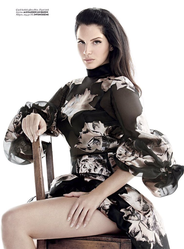 DelReyLatest's tweet photo. Lana Del Rey photographed by Liz Collins for Vogue Turkey - November Issue https://t.co/V5pVA9gIrn