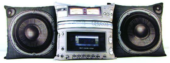 homedecorstyles's tweet photo. #1Boombox #2Speaker #3Pillows #decoration https://t.co/5sg0RAh308 Boombox pillow set https://t.co/KeuRDGLaxT