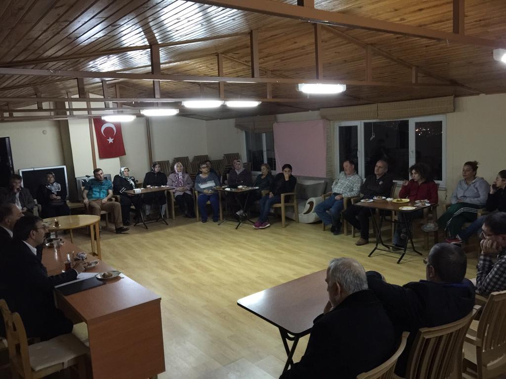 argeumr's tweet photo. Bel.Bşk.Yrd.@mesutozdemir1  ile Atakent Mh.Şenocak Sit.Shbtmz.@ESEDATCAKIROGLU @NYEKELER @salhozden1964 @ekanariya https://t.co/3erWTeCKNC