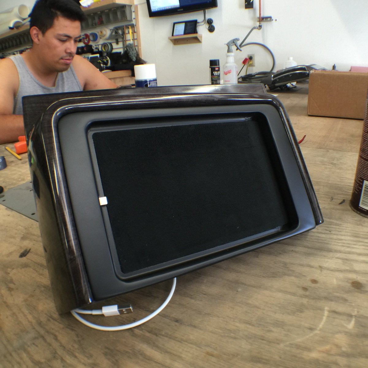 DougBernards's tweet photo. Chevy iPad mini dash mod from @rafaspec. Buy iPad dash kits from https://t.co/9jcV60nW29 https://t.co/oUixntyi63