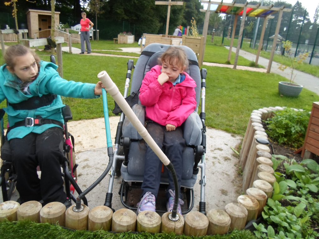 Chellow Hearts tweet media