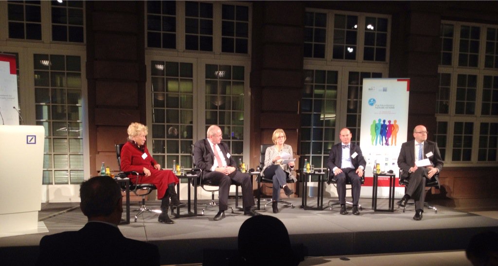 BarexBerlin's tweet photo. "#Migration wurde noch nie so potenzialorientiert betrachtet" #Klös @iw_koeln #Vielfalt4.0 https://t.co/QVFooFspIR