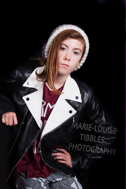 mltibbles's tweet photo. She nailed this look ... Images are ready to view ! please ask me or Jal for the log in details https://t.co/FJm4LCCDJQ