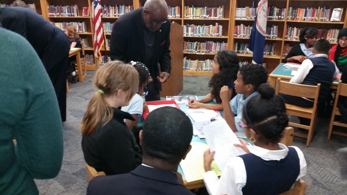 ChrisJ_Lewis's tweet photo. Thanks @BillEuille for coming out with @GovernorVA to celebrate Patrick Henry Elementary's success @ACPSk12 https://t.co/6zzKj1f8oj