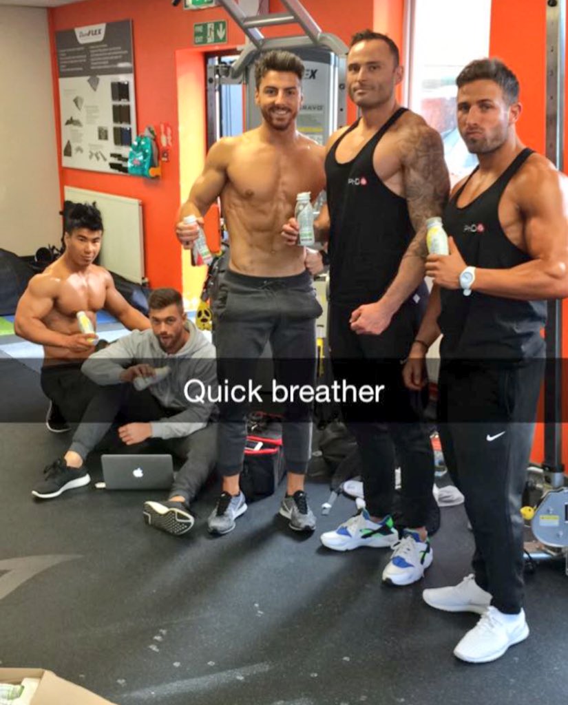 ToddJSaporito's tweet photo. #TW: #itsToddS #ToddJSaporito @toddjsaporito @flexspas #FLEXSpas #Keaton25 🌊🌊 #AliGordon 🌊🌊… https://t.co/dQq84bDRU2 https://t.co/E3U8s1FAyg