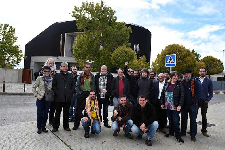 Espetxeratu eta ilegalizatzeko saiakeren aurrean gaur be internazionalismo gehiago! (Argazkia Álvaro Minguito)