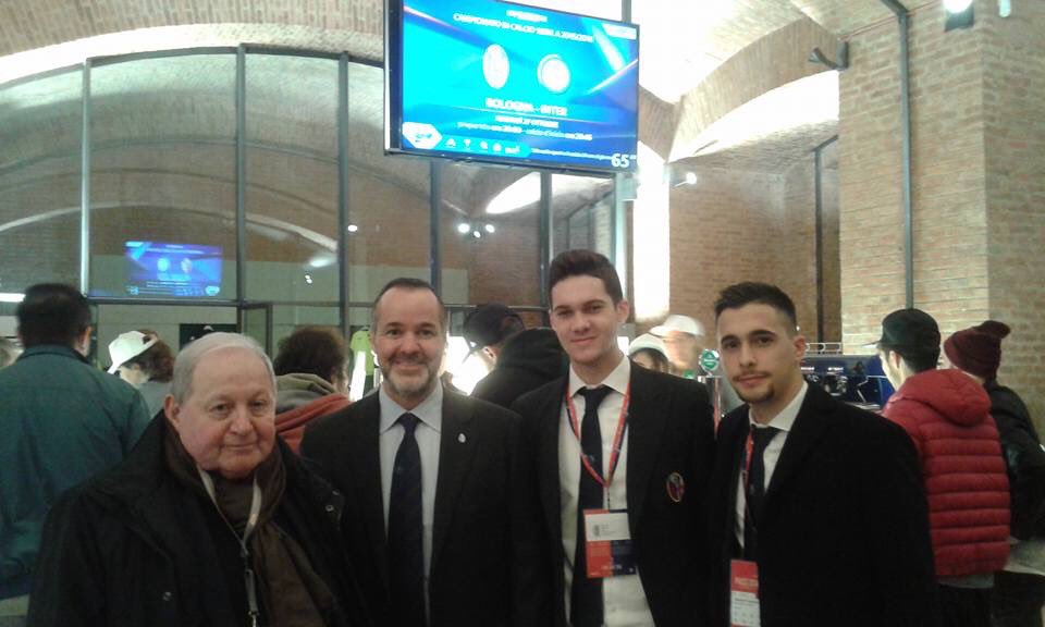 Bolognafc1909's tweet photo. #BFCInter: Il presidente Joey Saputo assieme al figlio Luca e al cognato Raffaele nel nuovo bar del settore distinti https://t.co/opQGPniLxC