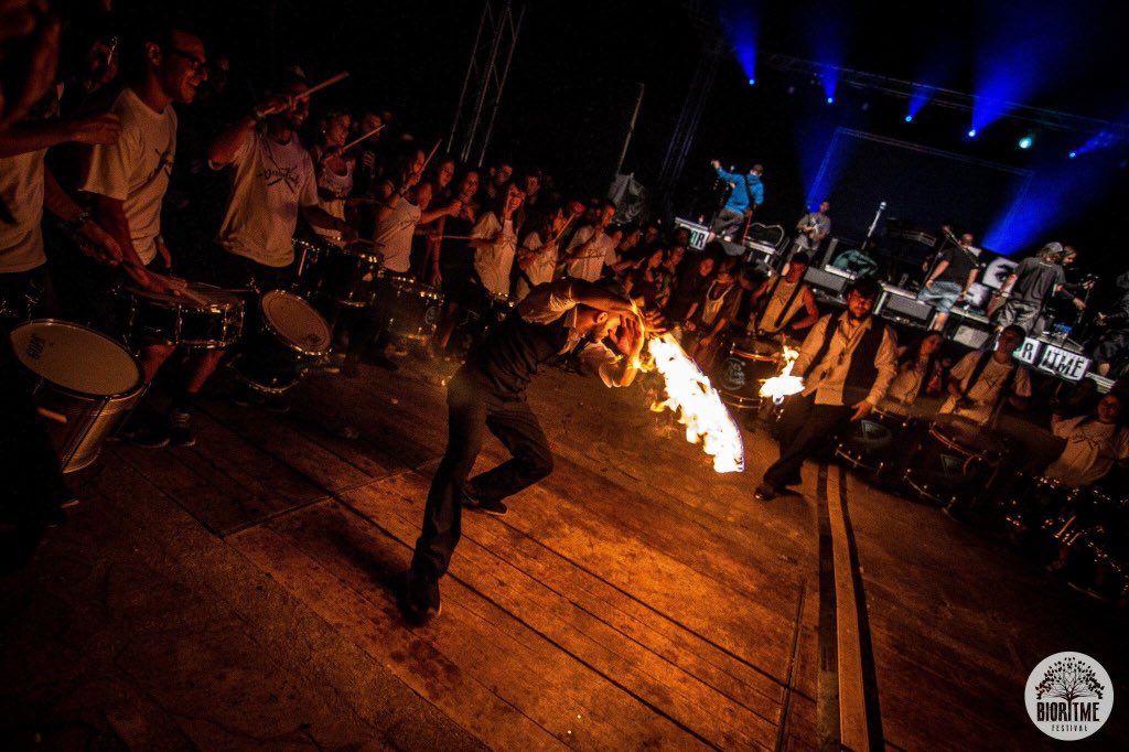 Avui els nostres amics de <a href="/malabandboi/">Malabandboi</a> celebren el seu segon aniversari! Moltes felicitats! 🔥🎪