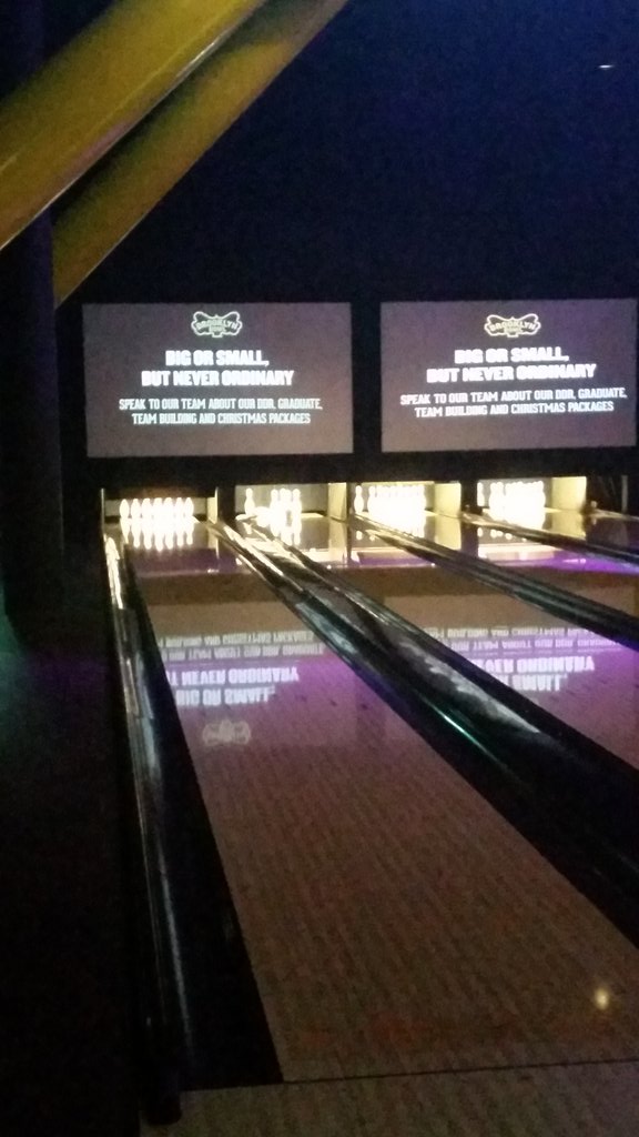 CWTME_UKI's tweet photo. Bowling time at the #bbolympics, come one #teamcwt!! https://t.co/nfUXG7cI2i