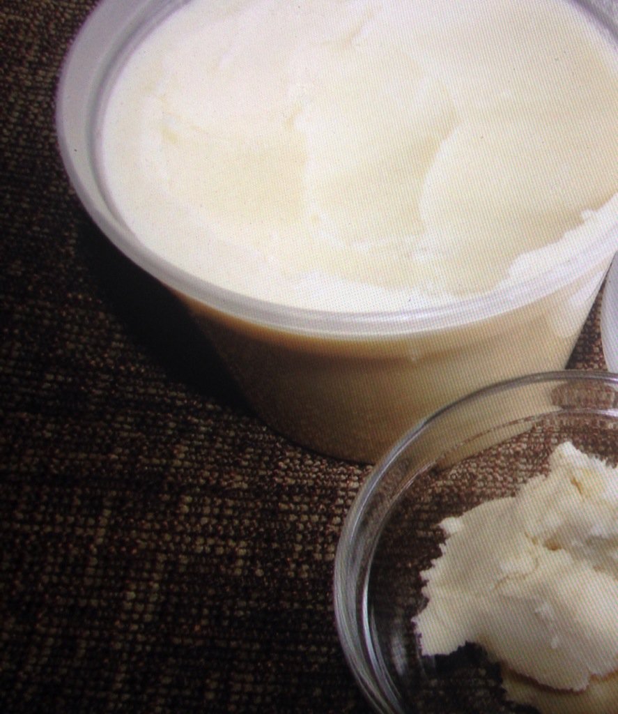 BeautySheaINC's tweet photo. This will work amazingly for you. if you have dry skin or if you want your skin to be moist! #SheaButter https://t.co/LBzJTScWmy