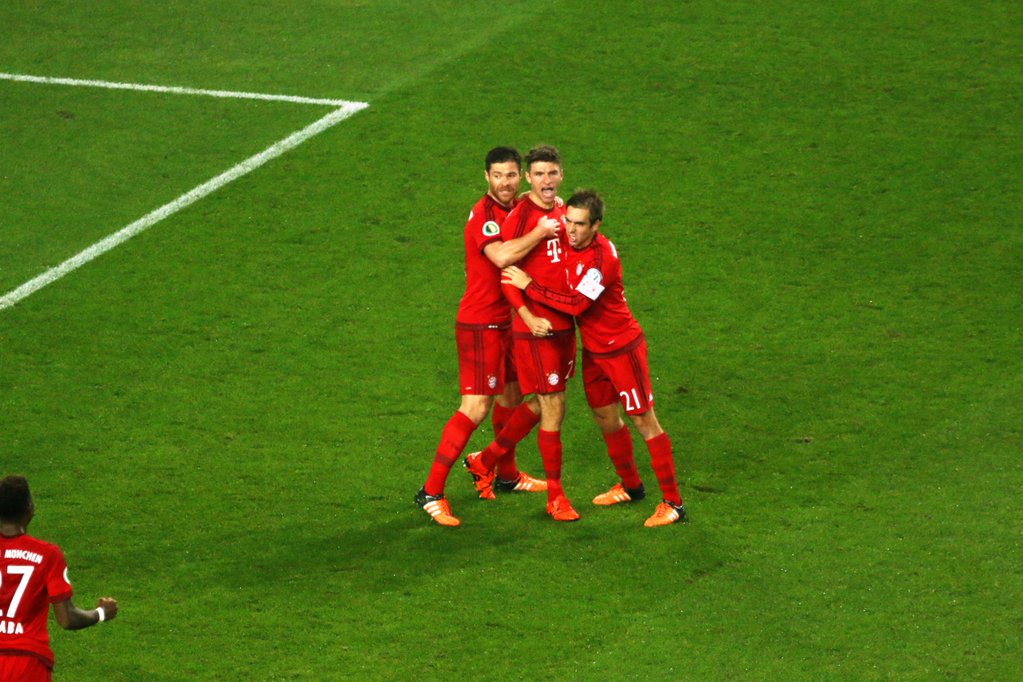 FCBayernEN's tweet photo. #Müllered #WOBFCB 0-2 (20') https://t.co/h0fYaqVfgm