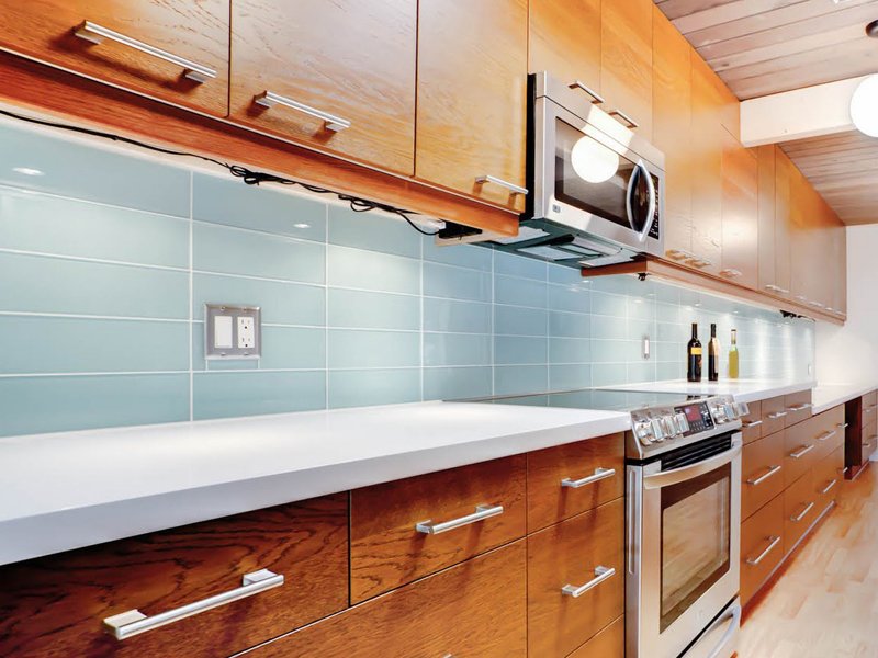 showcase_floors's tweet photo. #TileTuesday 4x12 glass tiles are very popular right now! Put it on a backsplash or in your shower! Stop in today! https://t.co/l8N6Tflute