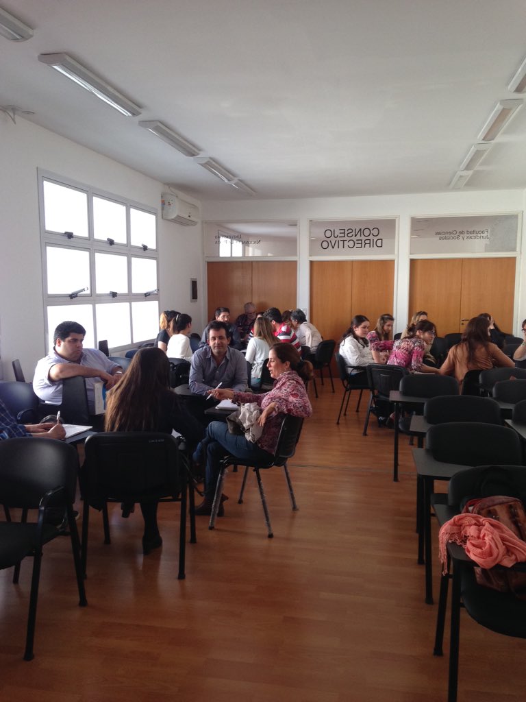 TramandoBarrio's tweet photo. Ahora #TramandoenDerecho Sem SM y la interdisciplina en el marco del nuevo CodigoCivil https://t.co/FQoa9HxJEn