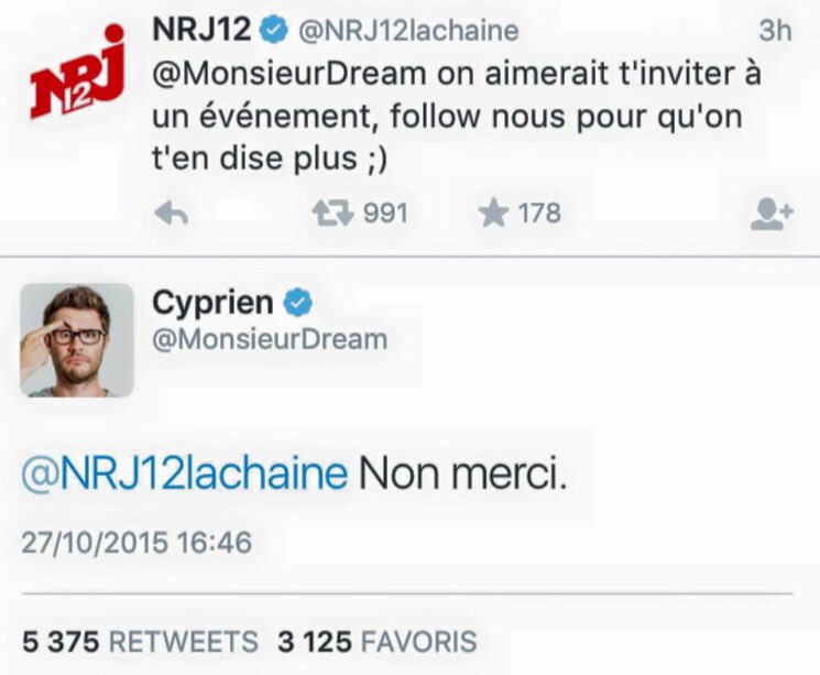 alexpasdrole's tweet photo. MDRRR @MonsieurDream il a manger le respect😂😂 https://t.co/KEuxnQDEza