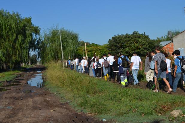 TECHOarg's tweet photo. #CorrientesChaco Participá como voluntario del Relevamiento de Asentamientos Informales ->https://t.co/sZYLJcZvqy<- https://t.co/BY5hN79XaE