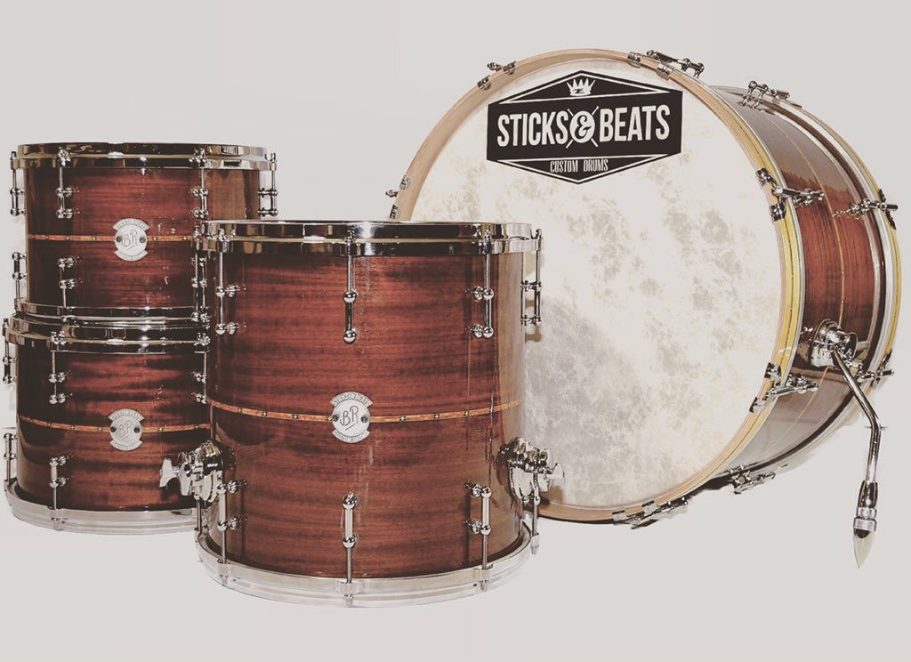 SBCustomDrums's tweet photo. Uno de nuestros favoritos! #snb #sticksnbeats #customdrums #drums https://t.co/Q15ejBfr7p