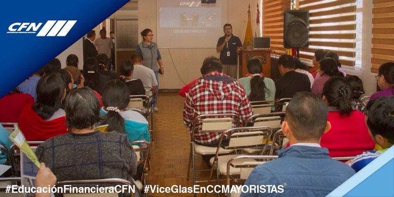 LicGoyes_G's tweet photo. #ViceGlasEnCCMAYORISTAS #EducaciónFinancieraCFN s talleres dio a conocer los beneficios del #ProgramaProgresar https://t.co/pGgeEaVTgm