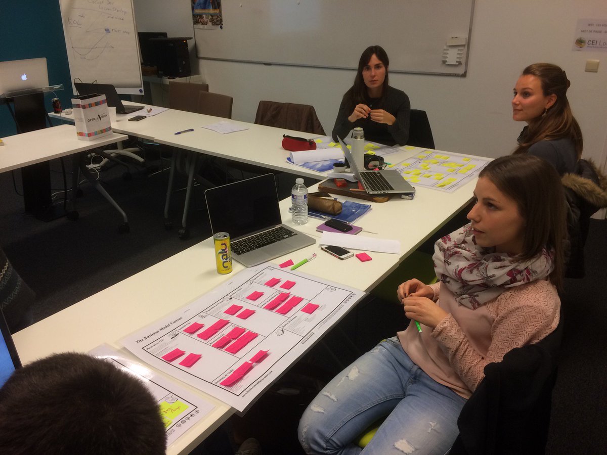 roald's tweet photo. Giving (yet another) #BMC #BMGen training to #Yncubator LLN student incubator (@ CEI) https://t.co/lU8NUzWf1q https://t.co/Q8UKLGHXYe