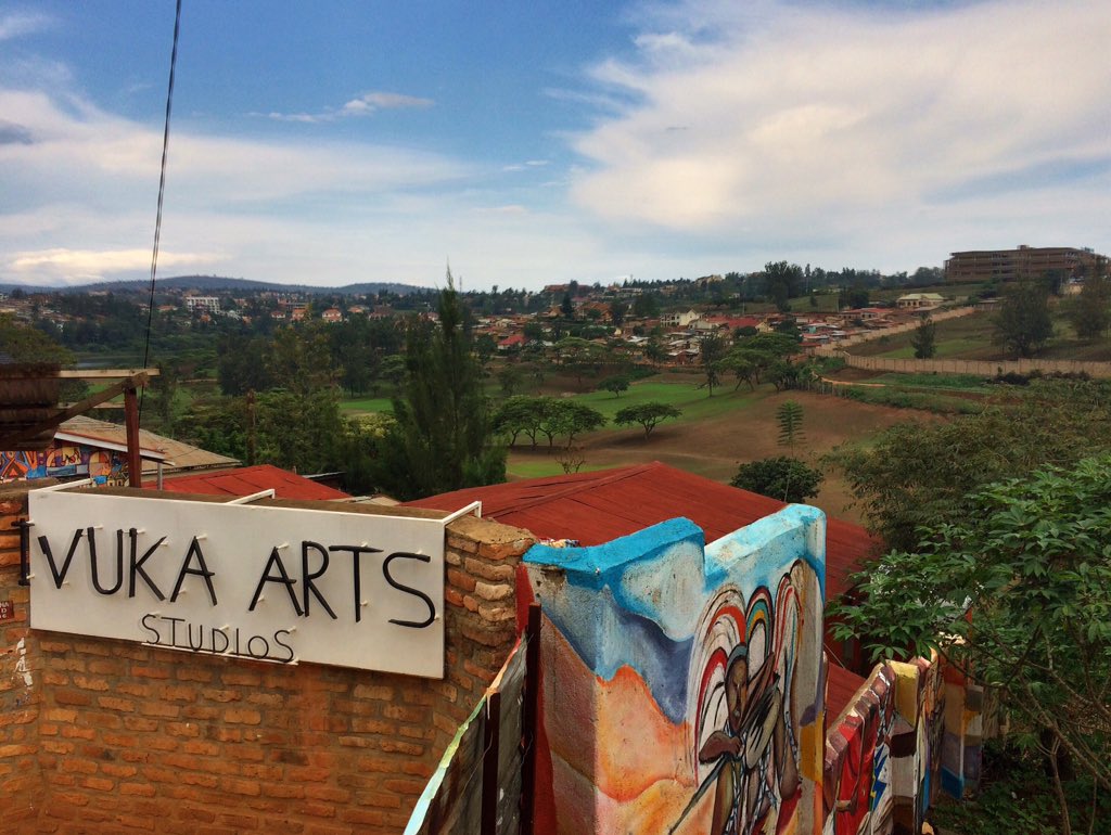MPGives's tweet photo. Inspiring afternoon w/ #Rwandan #artists - @IvukaArtsKigali &amp; #GahayaLinks Both successful #socialenterprises https://t.co/kxuDy8v98M