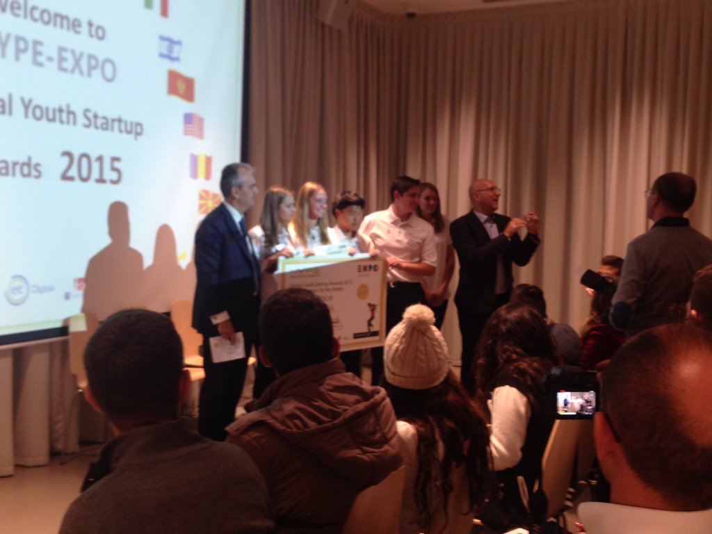 Ana_fmd's tweet image. 3rd place for the Italian team Hype World Competition @fmdigitale @MirtaMichilli @@RegioneLazio @GPManzella