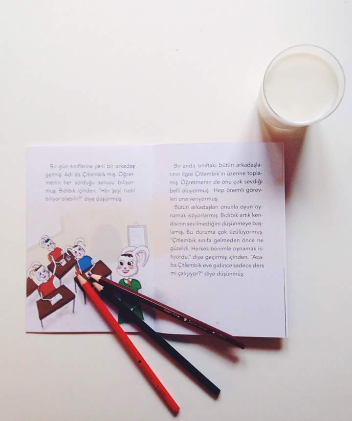 Artık hem sevgili çocuklar hem de büyükler için süt içip yatma vakti gelmedi mi sizce? #tavsanbidibik #cocuk #kitap