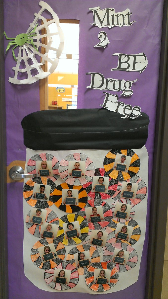 MrsJohnson3rd's tweet photo. We were "mint" for more than drugs! #ClinkscaleTwitterTuesday #RedRibbonWeek https://t.co/HOowpZRGbU