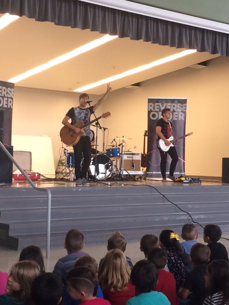 epoe1stgrade's tweet image. #reverseorder #lombardibears #awesomeassembly