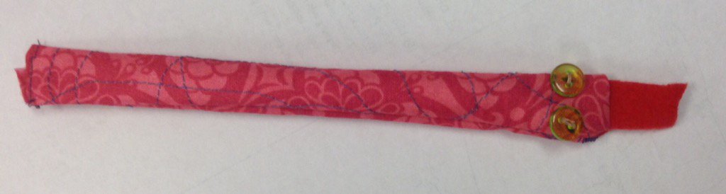 LStevensES's tweet image. Today's lesson is on threading a machine. Students completed their first project...a snake.