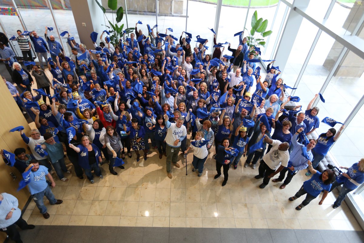 SHBLaw's tweet photo. Go @Royals! @SHBLaw #kctrueblue #TakeTheCrown https://t.co/LfhqISEOLr
