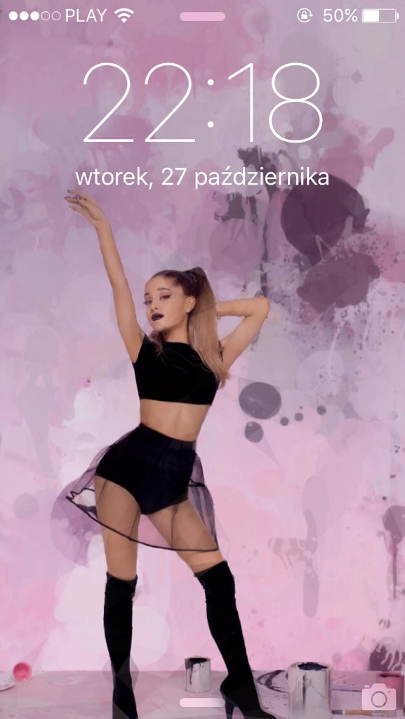 lovarianalov's tweet image. Ariana Grande lockscreen/homescreen 🔮Rt or ask if u want it 🎀 Must be following 🦄