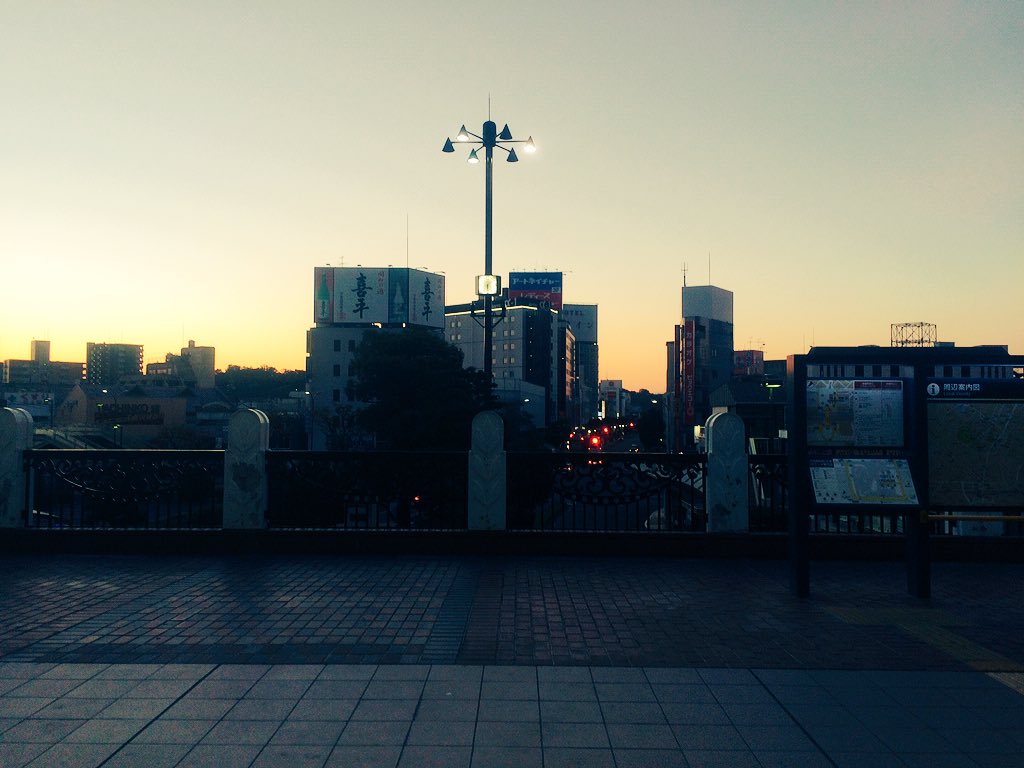 418Maa's tweet photo. 今日はちょっと暖かい
#倉敷
#PM06.06 https://t.co/bogQPtkzaO