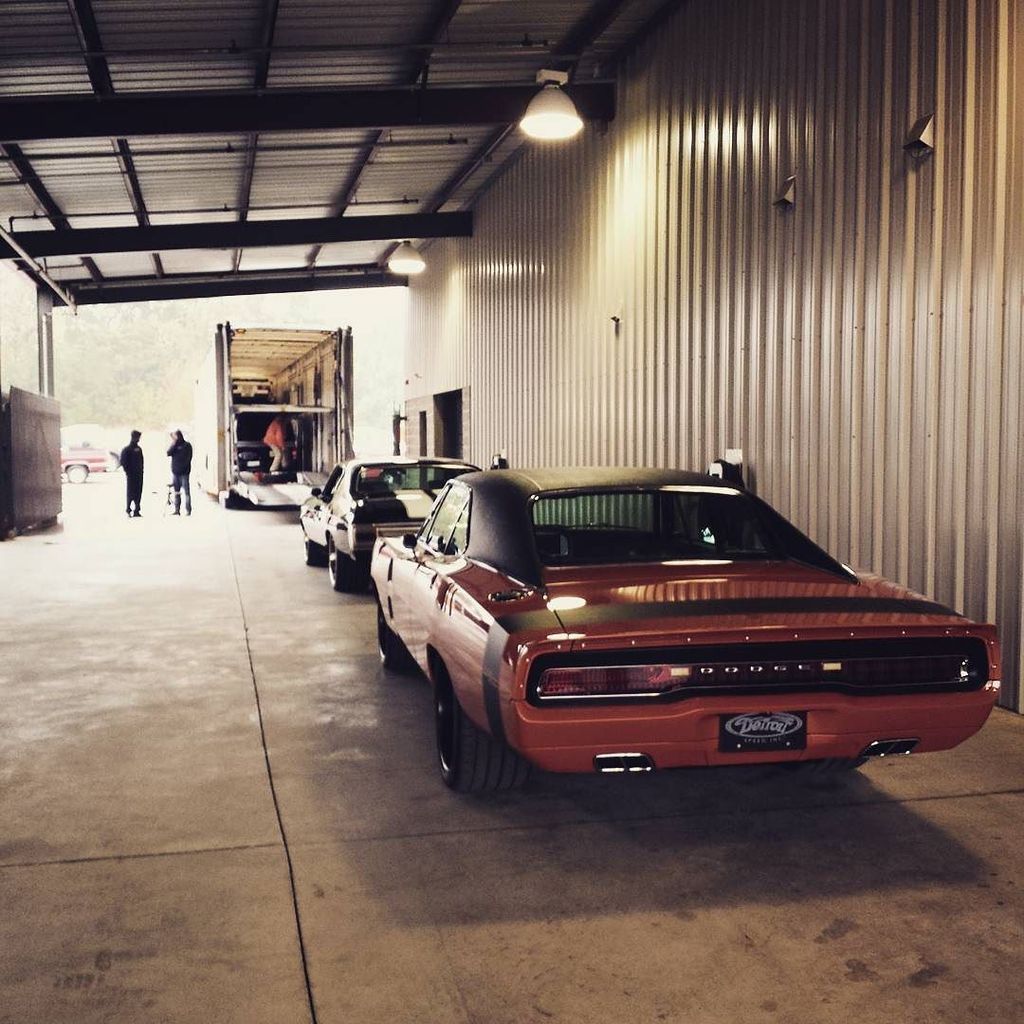 MastMotorsports's tweet image. They're off to Vegas. We'll see if they take home the big one. #BattleOfTheBuilders #DetroitSpeed #DSE #DSE4Life #C…