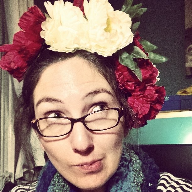 MaryTMillinery's tweet photo. Can't be serious #millinery all the time... #craftnight #halloween https://t.co/QyRCrX5o4S